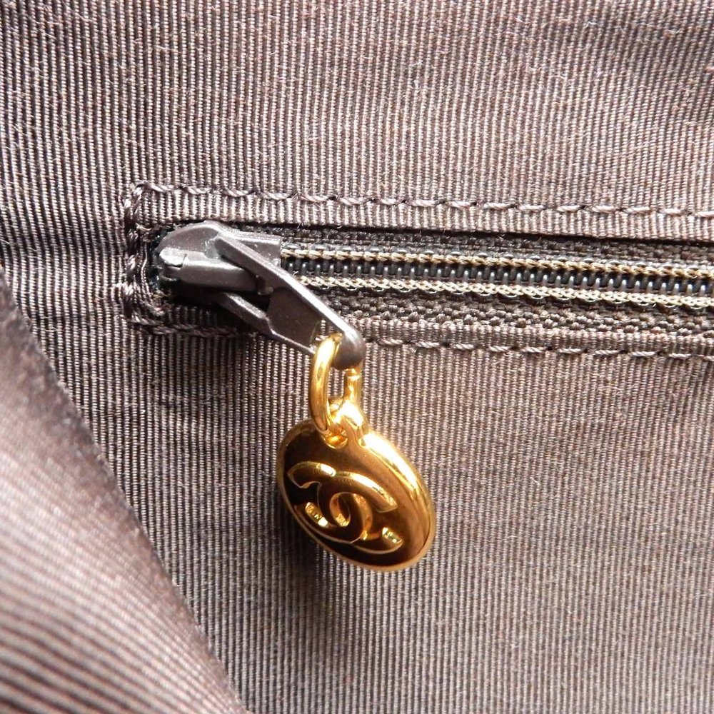 Chanel Caviar Brown Skin Bag - Picture 14 of 14